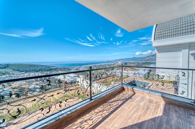 Private Villa with Pool Alanya 4040