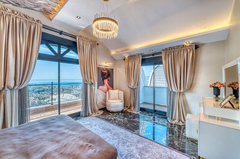 Private Villa with Pool Alanya 4040