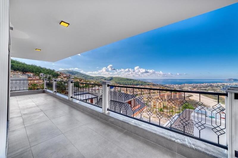 Deniz Manzaralı 4+1 Akıllı Villa SH62