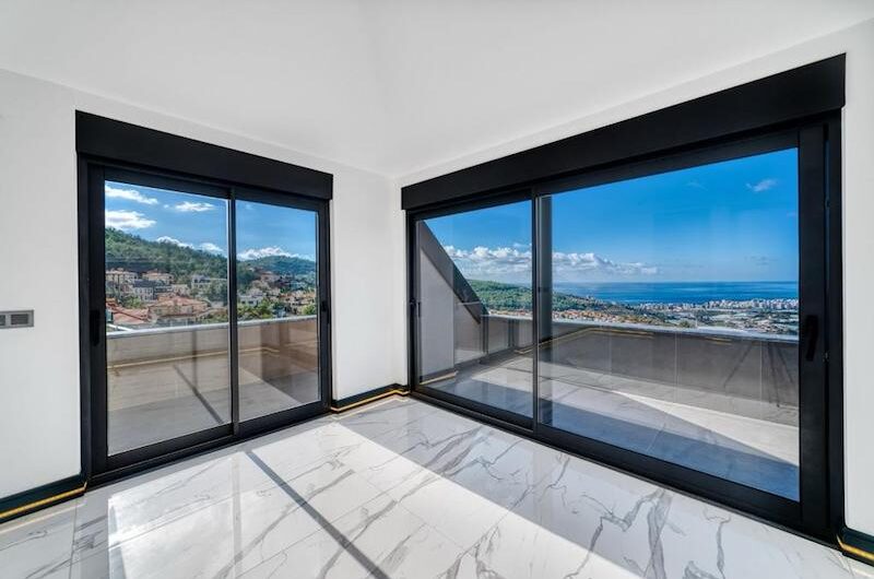 Deniz Manzaralı 4+1 Akıllı Villa SH62